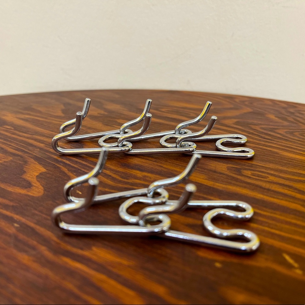 Herm Sprenger prong collar links (As many as you need.)